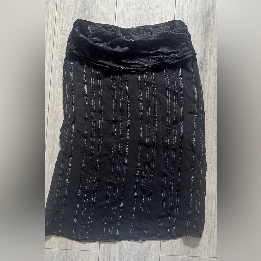 Gucci Black Midi Skirt with Shimmering Stripes
